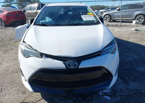 2018 Toyota Corolla Le z USA, uszkodzony, nr VIN 2T1BURHE1JC123850
